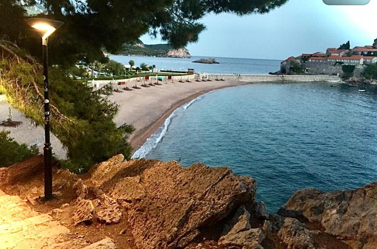 Sound Of The Sea Apartment Sveti Stefan Εξωτερικό φωτογραφία