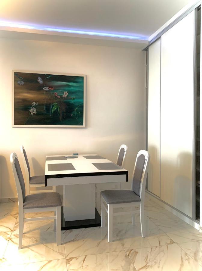 Sound Of The Sea Apartment Sveti Stefan Εξωτερικό φωτογραφία
