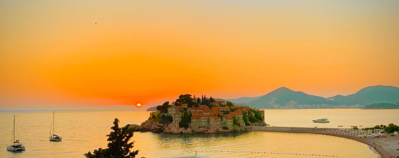 Sound Of The Sea Apartment Sveti Stefan Εξωτερικό φωτογραφία